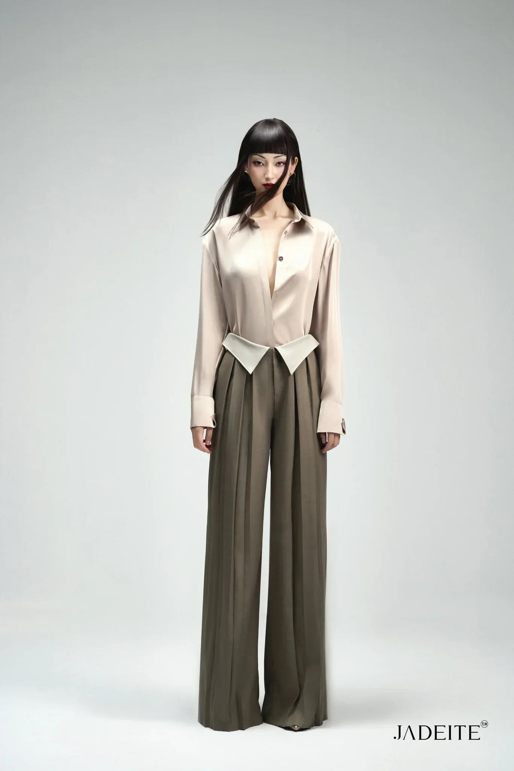 Planny Ver2. Nude Shirt & Front & Back Ash Grey Pants